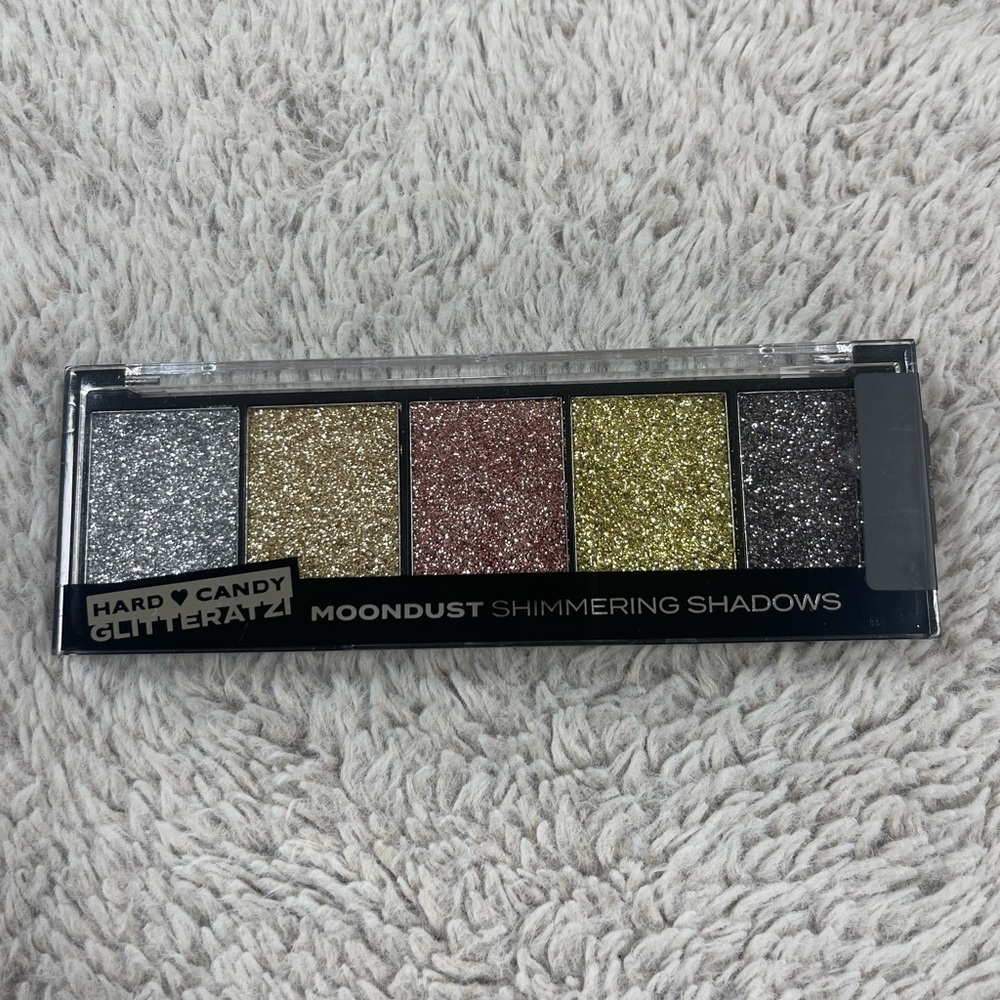 Hard Candy Glitteratzi Eyeshadow (moondust shimmering shadows)